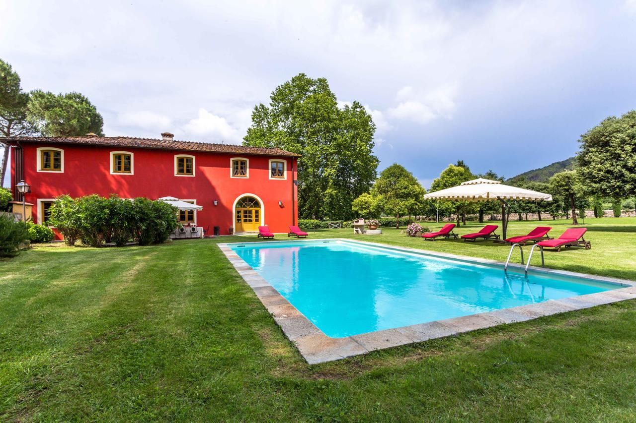 La Dimora Dell'Inventore Luxury B&B Capannori Exterior photo